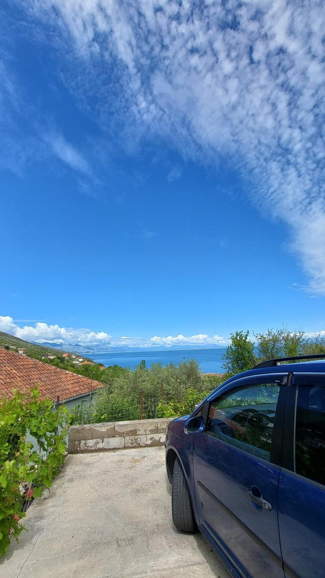 R&R Gesthouse Hotel Široka Kültér fotó