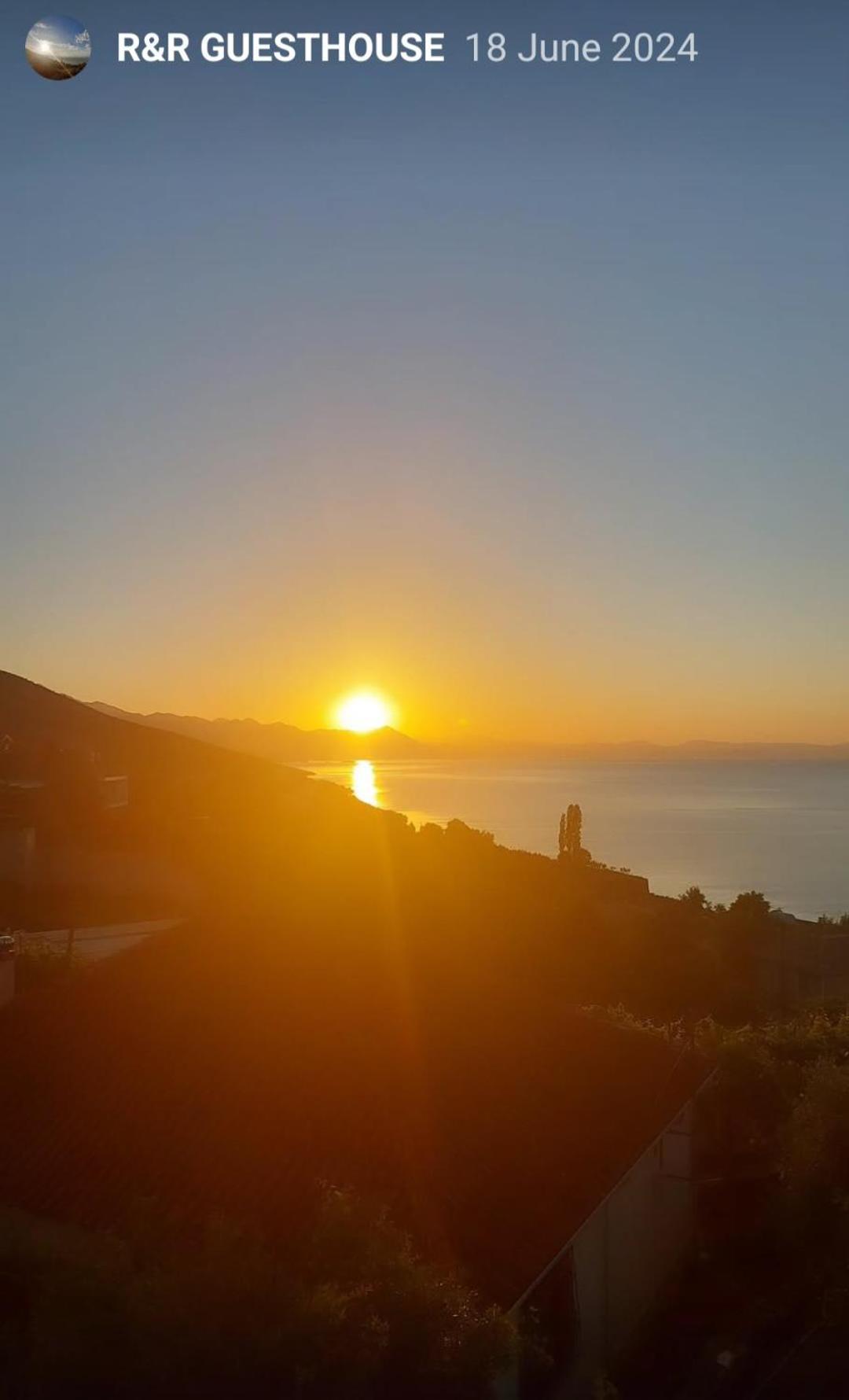 R&R Gesthouse Hotel Široka Kültér fotó