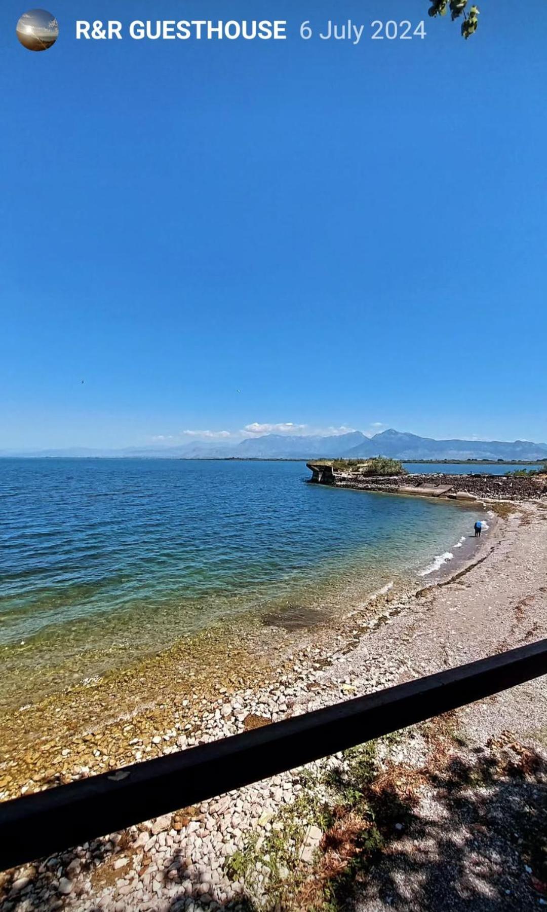 R&R Gesthouse Hotel Široka Kültér fotó