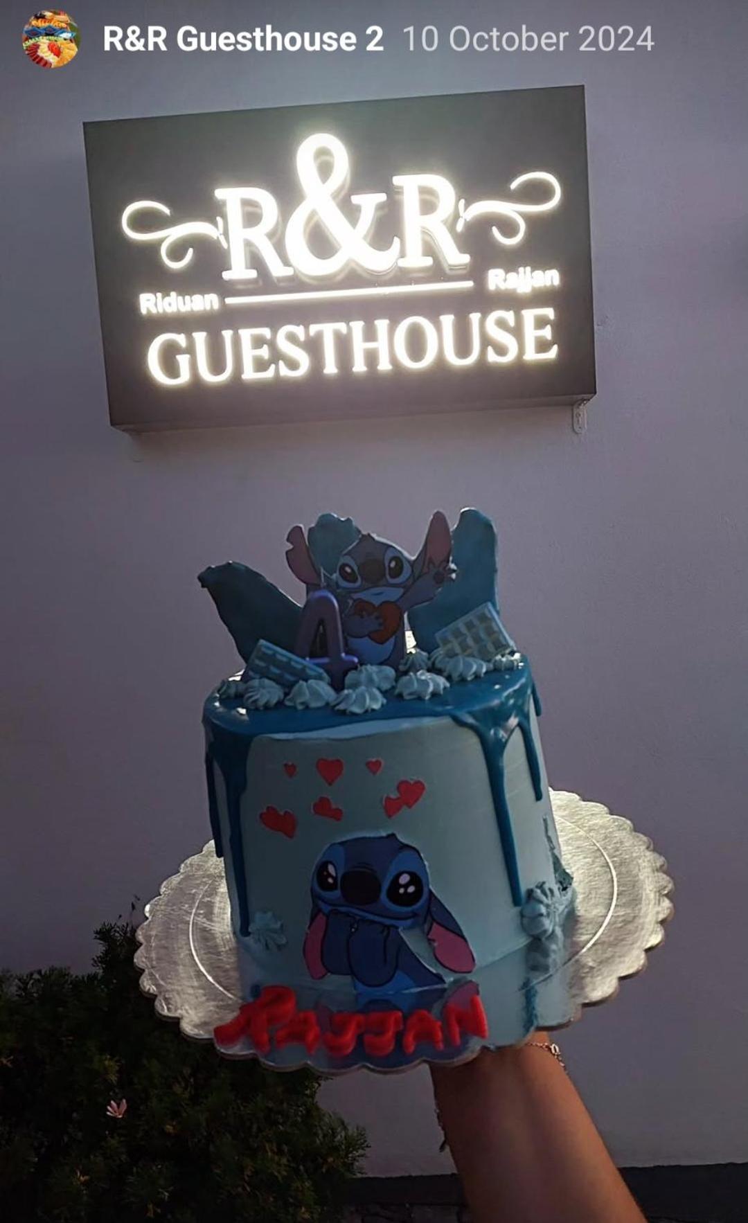 R&R Gesthouse Hotel Široka Kültér fotó